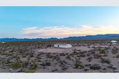 5874 Ehrenburg Drive, Golden Valley, AZ 86413 - Photo 35