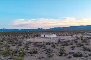 5874 Ehrenburg Dr, Golden Valley, AZ 86413 - Photo 35