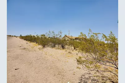 365 E Haystack Drive, Meadview, AZ 86444 - Photo 1