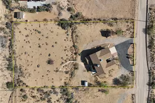 3967 N Bryce Rd, Golden Valley, AZ 86413 - Photo 25