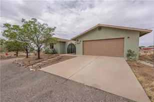 3967 N Bryce Rd, Golden Valley, AZ 86413 - Photo 1