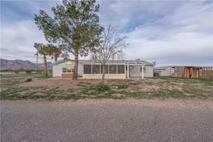 7113 W Hualapai Rd, Golden Valley, AZ 86413 - Photo 3