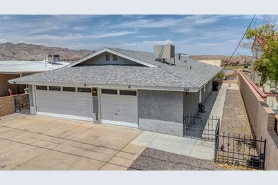 1055 Terrace Drive, Bullhead City, AZ 86442 - Photo 1