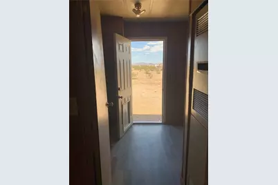 7587 W Unkar Drive, Golden Valley, AZ 86413 - Photo 13