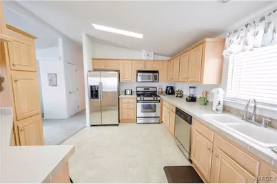 3391 S Ridge Avenue, Bullhead City, AZ 86429 - Photo 7