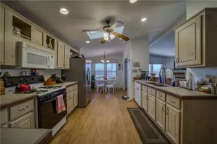 2350 Adobe Rd, Bullhead City, AZ 86442 - Photo 25