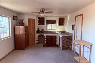 1757 S Glenbar Rd, Golden Valley, AZ 86413 - Photo 5