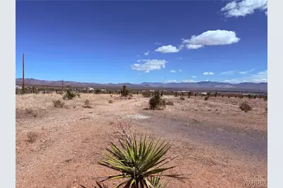 1757 S Glenbar Road, Golden Valley, AZ 86413 - Photo 27