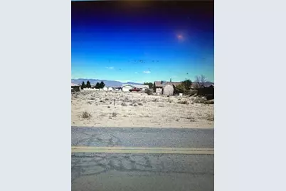 7749 E Concho Drive, Kingman, AZ 86401 - Photo 1