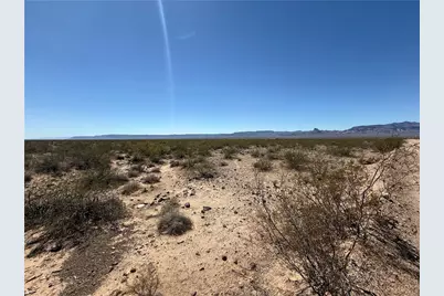 4834 W Sinola Drive, Golden Valley, AZ 86413 - Photo 1