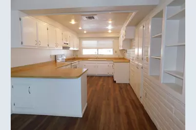 2077 Whitewater Drive, Bullhead City, AZ 86442 - Photo 5