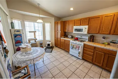 1736 Golden Gate Avenue, Kingman, AZ 86401 - Photo 5