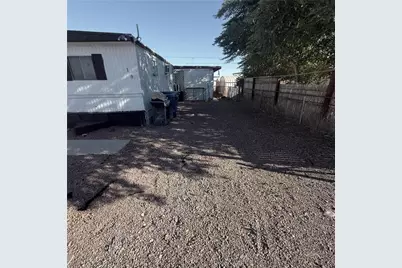 2100 Del Rey Drive, Bullhead City, AZ 86442 - Photo 15