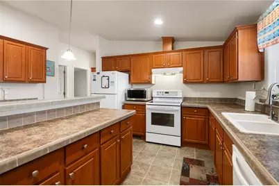 7125 W Agua Fria Drive, Golden Valley, AZ 86413 - Photo 11