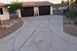 2050 Bermuda Dr, Bullhead City, AZ 86442 - Photo 3