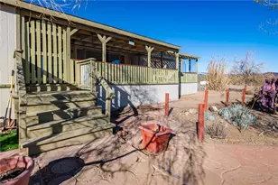 18901 N Quesnel Dr, Dolan Springs, AZ 86441 - Photo 27