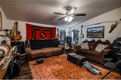 18901 N Quesnel Drive, Dolan Springs, AZ 86441 - Photo 17