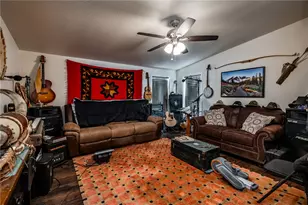 18901 N Quesnel Dr, Dolan Springs, AZ 86441 - Photo 17