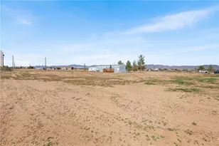 6155 W Lonnie Ln, Golden Valley, AZ 86413 - Photo 45