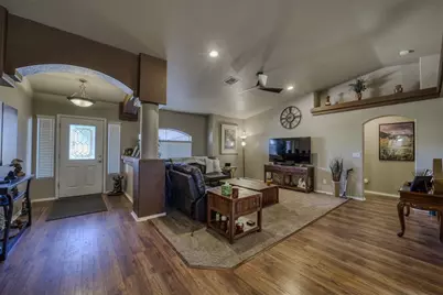 2068 E Desert Lakes Drive, Fort Mohave, AZ 86426 - Photo 7