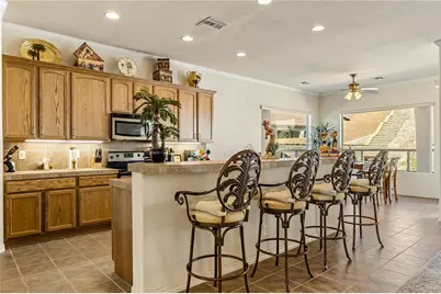 910 Talon Pointe Drive, Bullhead City, AZ 86429 - Photo 9