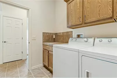 910 Talon Pointe Drive, Bullhead City, AZ 86429 - Photo 37