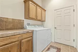 910 Talon Pointe Dr, Bullhead City, AZ 86429 - Photo 33