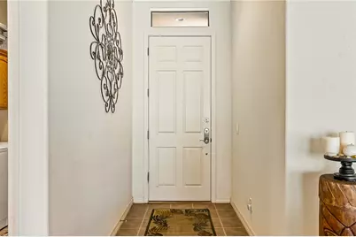 910 Talon Pointe Drive, Bullhead City, AZ 86429 - Photo 5