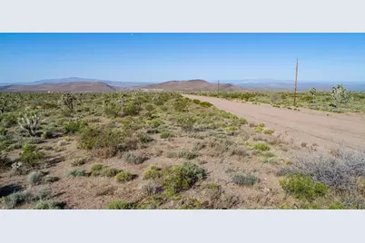 8674 W Mc Grath Drive, White Hills, AZ 86445 - Photo 3