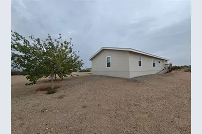 3689 N Avra Road, Golden Valley, AZ 86413 - Photo 27