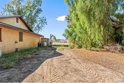 1562 E Poplar Drive, Mohave Valley, AZ 86440 - Photo 37