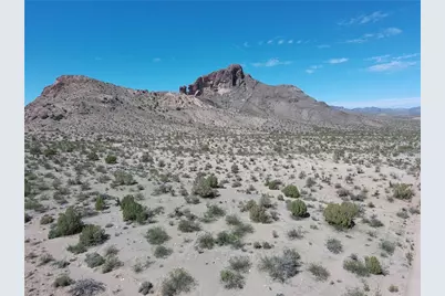 1886 S Ganado Road, Golden Valley, AZ 86413 - Photo 53