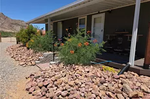 1886 S Ganado Rd, Golden Valley, AZ 86413 - Photo 29