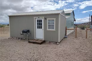 1886 S Ganado Rd, Golden Valley, AZ 86413 - Photo 25