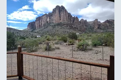 1886 S Ganado Road, Golden Valley, AZ 86413 - Photo 9