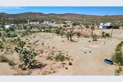 319-13-040 N Knoll Drive, Dolan Springs, AZ 86441 - Photo 3