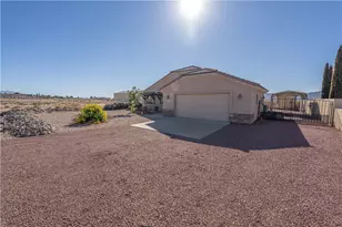 10033 N Concho Dr, Kingman, AZ 86401 - Photo 13
