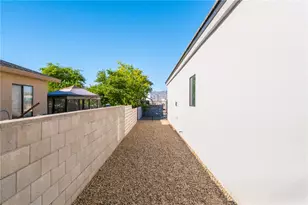 2274 W Riverview Cir, Bullhead City, AZ 86442 - Photo 45