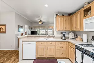 2350 Adobe, Bullhead City, AZ 86442 - Photo 15