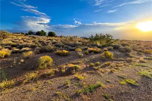 9275 N Singletree Dr, Kingman, AZ 86401 - Photo 1