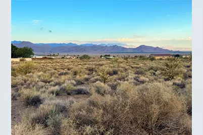 9275 N Singletree Drive, Kingman, AZ 86401 - Photo 5