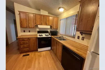 2960 Silver Creek Road #60, Bullhead City, AZ 86442 - Photo 23
