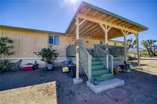 18852 N Spur Dr, Dolan Springs, AZ 86441 - Photo 5