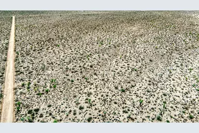 19595 S Kit Carson Road, Yucca, AZ 86438 - Photo 15