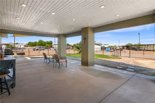 2143 E Willow Dr, Mohave Valley, AZ 86440 - Photo 33