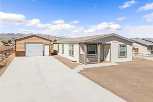 1917 Morning Glory Trail, Bullhead City, AZ 86442 - Photo 3