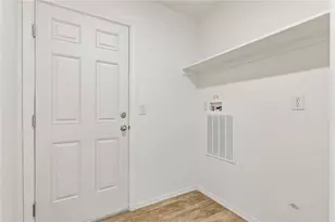 1917 Morning Glory Trail, Bullhead City, AZ 86442 - Photo 17