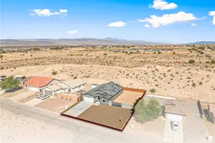 1973 E La Entrada Pl, Fort Mohave, AZ 86426 - Photo 3