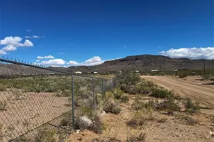 3868 W W Abrigo Dr Dr, Golden Valley, AZ 86413 - Photo 21