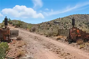 15340 E Dicks Camp Rd, Hackberry, AZ 86411 - Photo 27